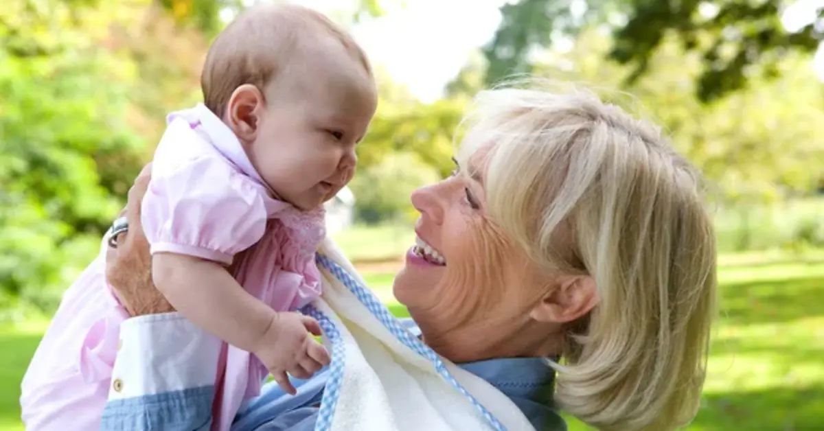 El amor de los nietos a las abuelas: un regalo invaluable